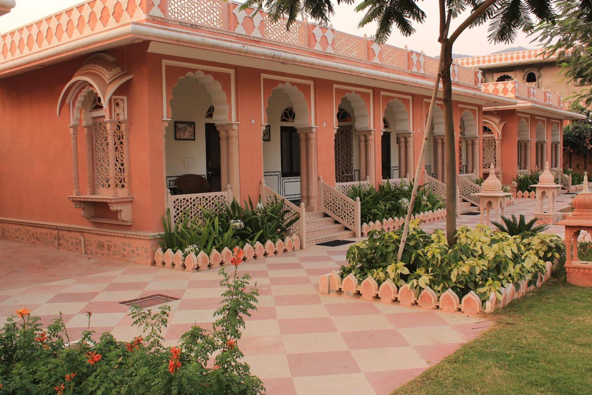 Tree Of Life Inderpura Resort Udaipurwati Jhunjhunu Extérieur photo